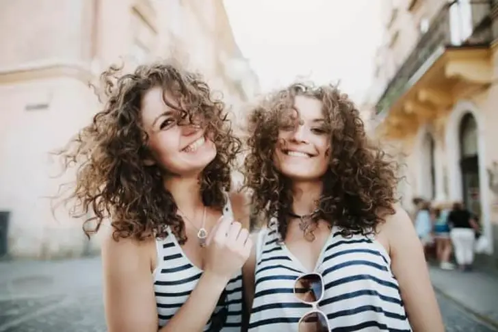 20 Surprising Facts About Twins You Won't Believe