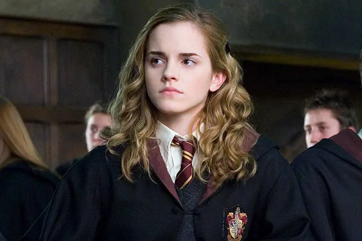 20 Empowering Facts About Emma Watson